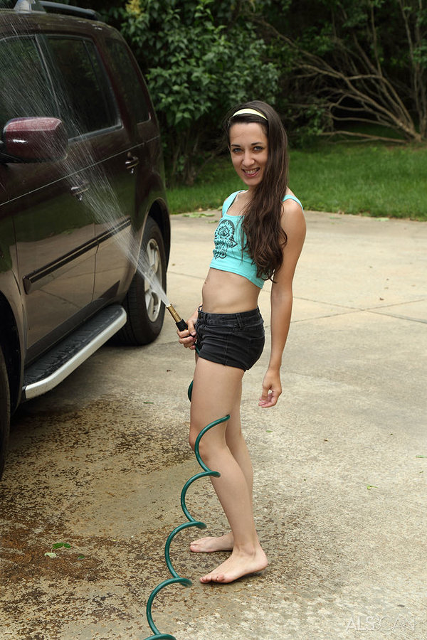 Лада, 18 лет, 9 размер груди